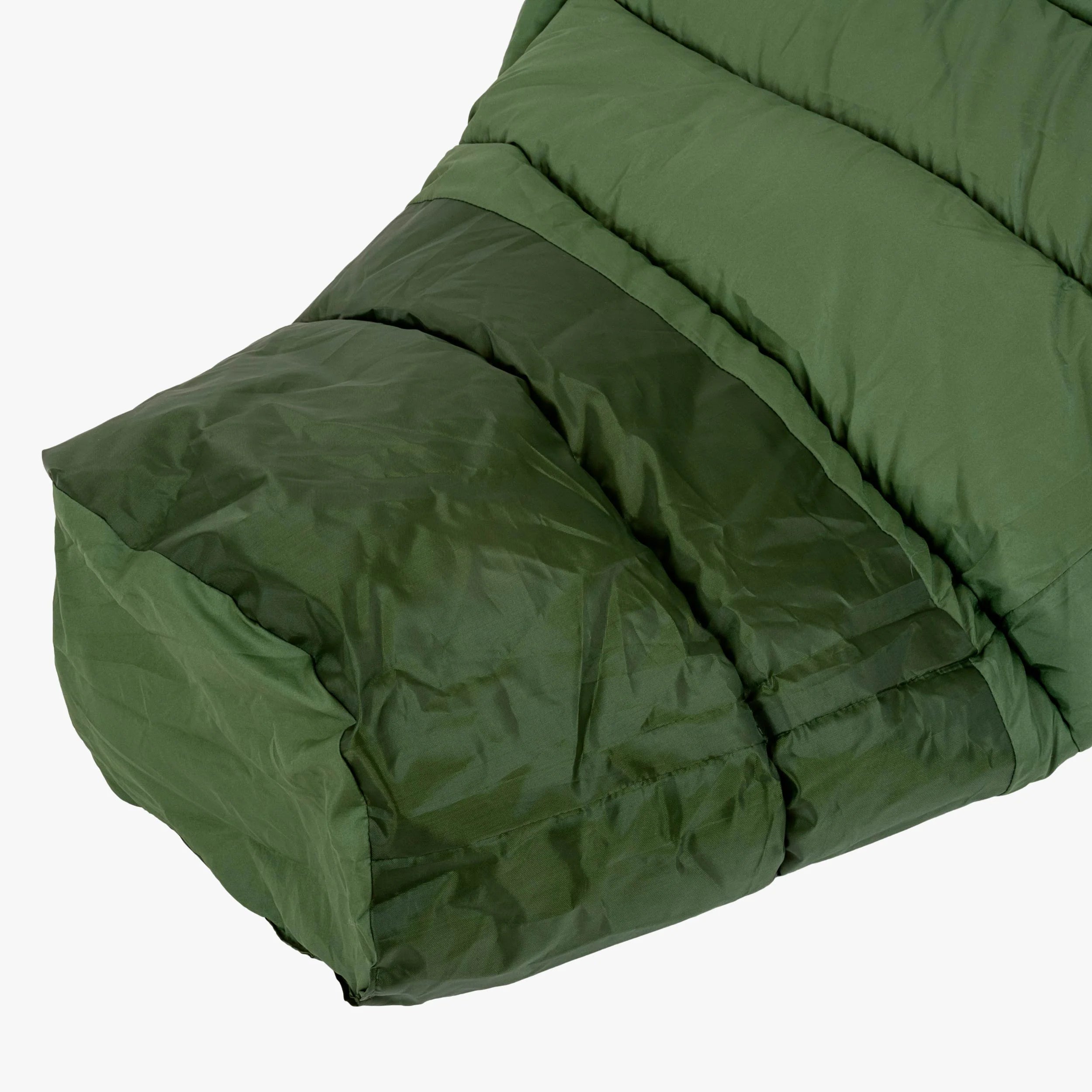 Close-up of the Phoenix Flame 400 mummy sleeping bag's foot area, showcasing its durable ripstop material and insulation. Close-up of the Phoenix Flame 400 mummy sleeping bag's foot area, showcasing its durable ripstop material and insulation.