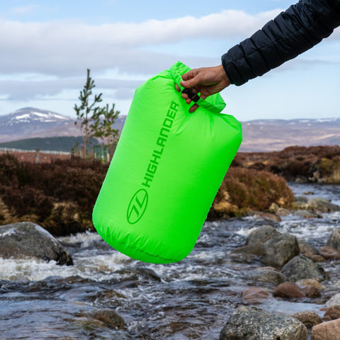Highlander 8L Lightweight Waterproof Dry Bags V2