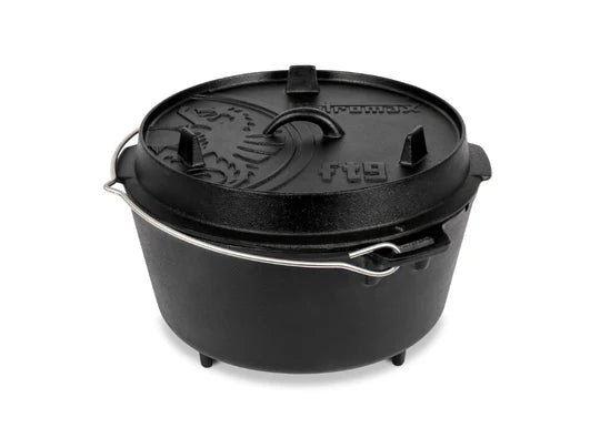 Petromax 7.5L Cast Iron Dutch Oven with Legs - Wylies Outdoor World