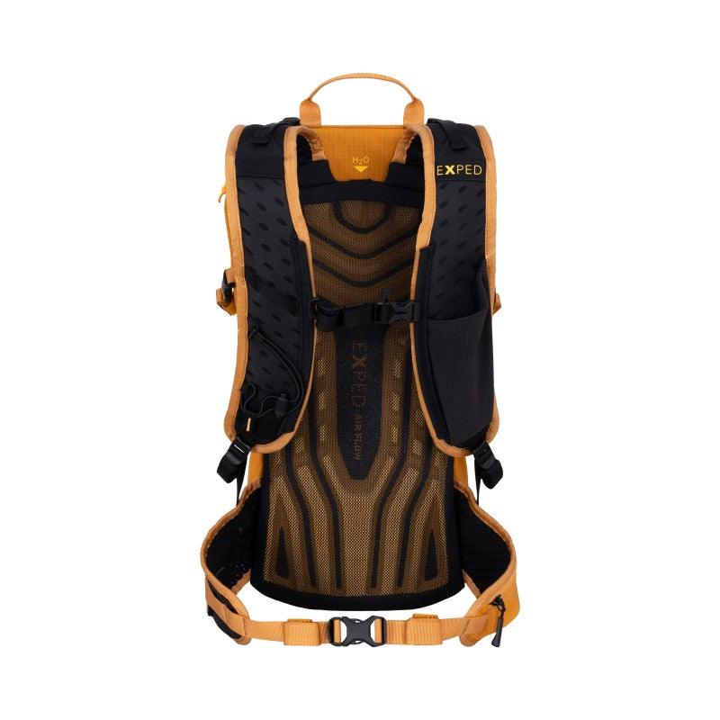 Skyline 12 ultra-compact backpack with ergonomic Air Flow back system for comfort during hikes and everyday use.